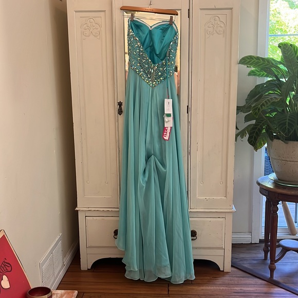 Morilee Paparazzi Strapless Homecoming Winter Formal Prom Dress, size 10 nwt - Picture 5 of 12